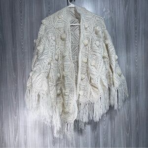 VTG Handmade Crochet‎ Floral Granny  Square Poncho Shawl Hippie Fringe Boho OS